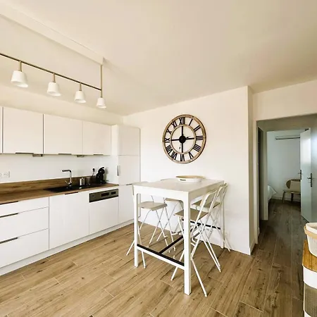Carele Cosy Pour 6 Personnes Avec Vue Mer A Apartment Carqueiranne