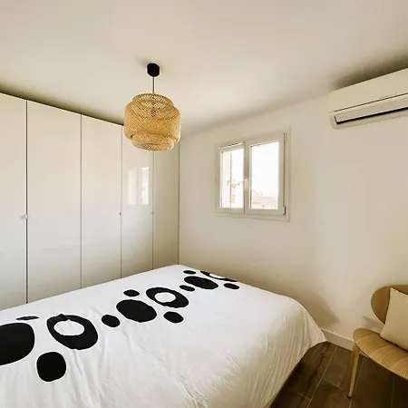 Carele Cosy Pour 6 Personnes Avec Vue Mer A Carqueiranne